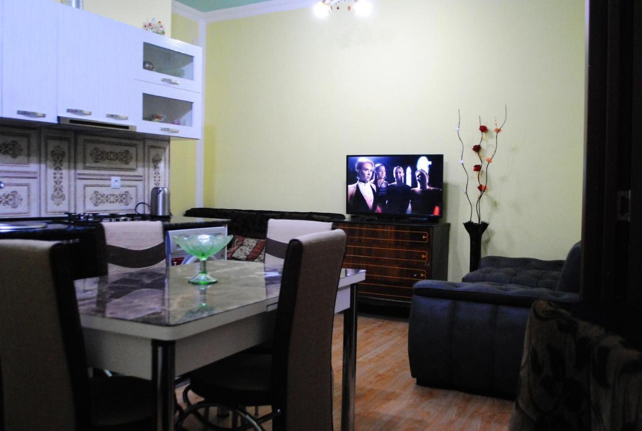 Apartament Giorgi Borjomi Eksteriør billede